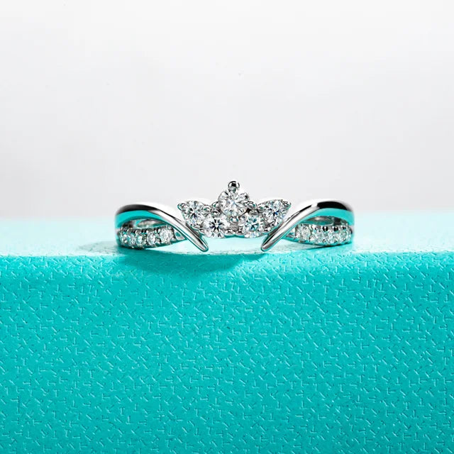 The Crown Moissanite Guard Ring