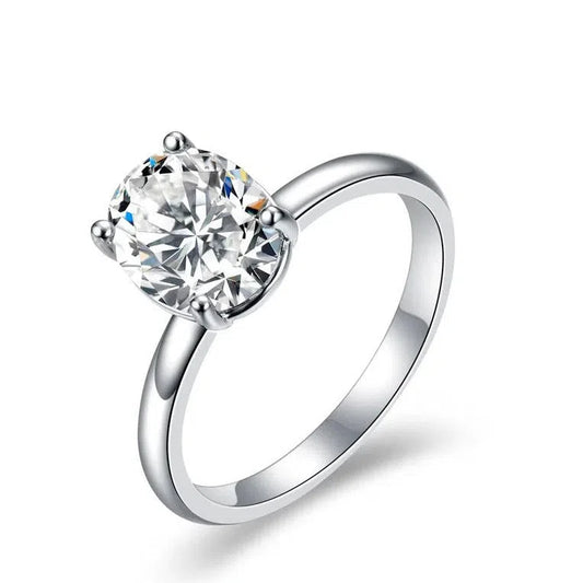 The Isadora Oval Moissanite Ring